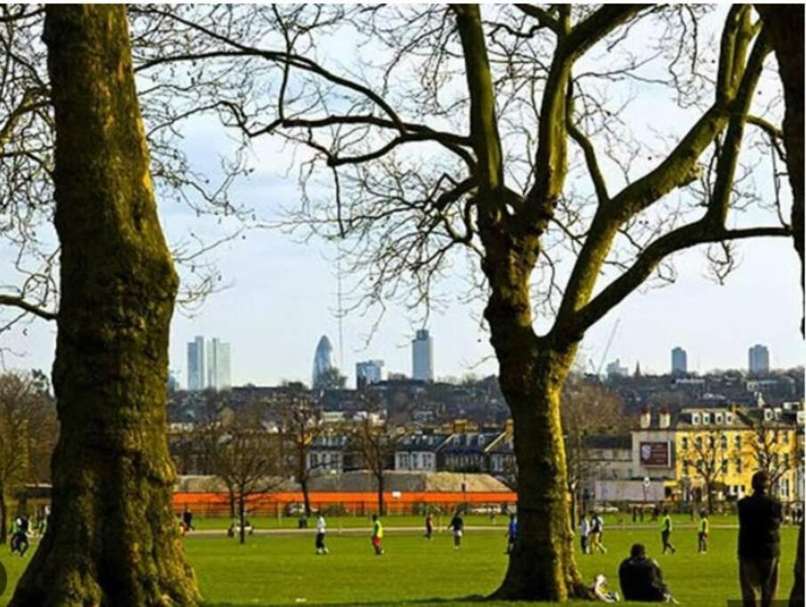 London Double Bedroom Hotel In Tufnell Park With Wifi Bagian luar foto